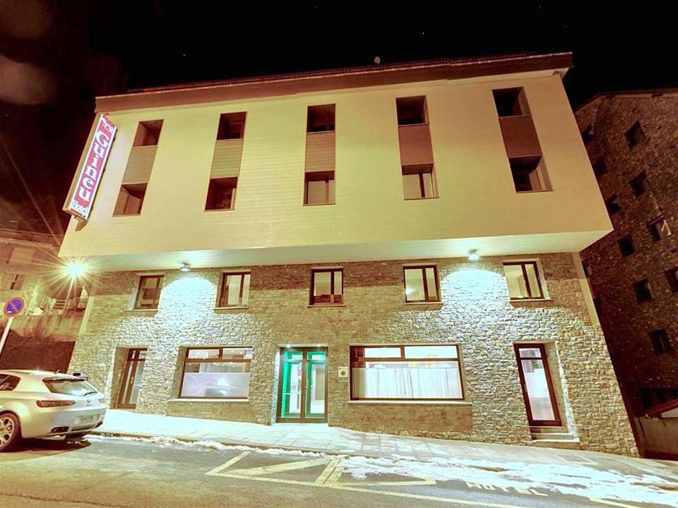 贵努伊酒店 帕斯底拉卡萨 外观 照片
